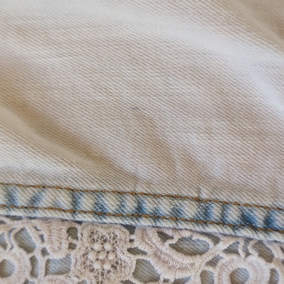 Vintage Tinseltown Distressed Denim Lace Accent Vest XL Blue White - Picture 16 of 16